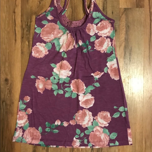 Tank - Picture 2 of 2